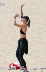 MARIA SHARAPOVA Workout at a Beach in Los Angeles 08/19/2020