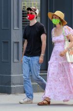 MAYA HAWKE and Tom Sturridge Wearing Masks Out in New York 08/02/2020