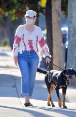 MERYL STREEP Out with Her Dog in Santa Monica 08/25/2020