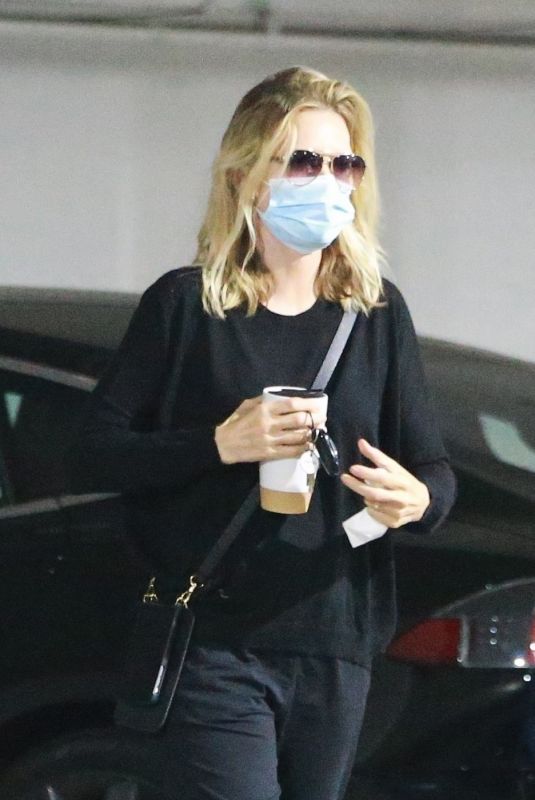 MICHELLE PFEIFFER Out in Santa Monica 08/05/2020