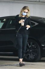 MICHELLE PFEIFFER Out in Santa Monica 08/05/2020