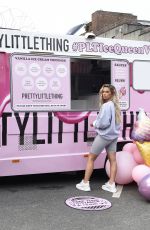 MOLLY MAE HAGUE at Pretty Little Thing Ice Queen Van in Manchester 08/08/2020 