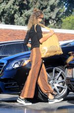 NICOLE RICHIE at Beverly Glen Center in Bel-air 07/31/2020