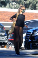 NICOLE RICHIE at Beverly Glen Center in Bel-air 07/31/2020