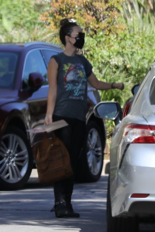 OLIVIA WILDE Arrives at Her Home in Los Angeles 08/07/2020