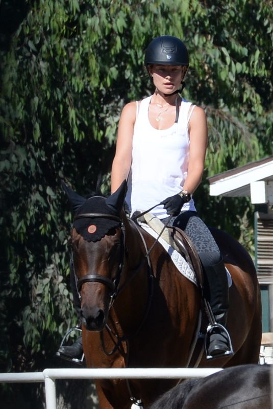 OLIVIA WILDE Riding a Horse in Thousand Oaks 08/13/2020