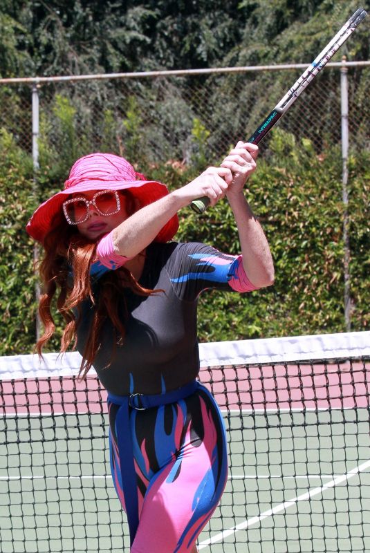 PHOEBE PRICE at a Tennis Court in Los Angeles 08/11/2020