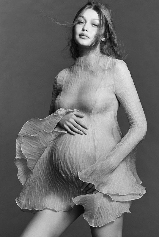 Pregnant GIGI HADID at a Photoshoot, July 2020