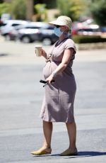 Pregnant KATY PERRY Out for Coffee in Santa Barbara 08/03/2020