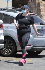 REBEL WILSON Shopping at Gelson