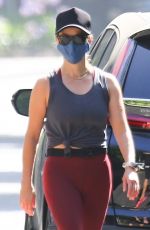 REESE WITHERSPOON Out Hiking in Los Angeles 08/07/2020