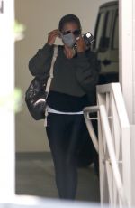 SARAH MICEHELLE GELLAR Arrives at a Gym in Brentwood 08/14/2020