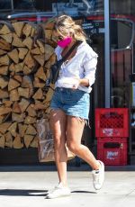 SARAH MICHELLE GELLAR in Denim Shorts Out in Los Angeles 08/26/2020