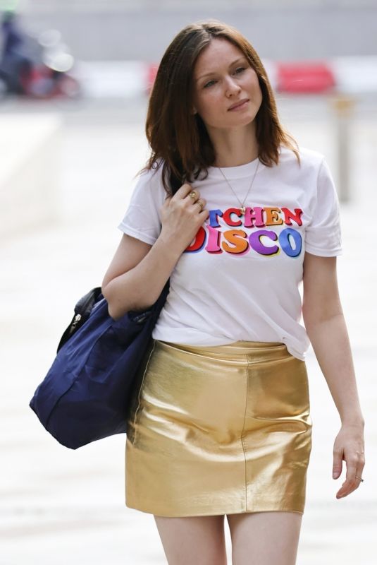 SOPHIE ELLIS-BEXTOR Out and About in London 08/09/2020