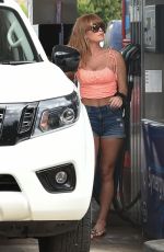 SUMMER MONTEYS-FULLAM Takes Delivery of Her New Nissan Navara Special Edition in London 08/03/2020