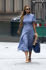 VOGUE WILLIAMS Out and About in London 08/16/2020