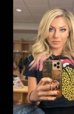 WWE Divas Personal Photos, August 2020