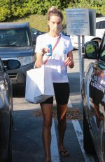 ALESSANDRA AMBROSIO Picks Up Lunch at Brentwood Country Mart 09/25/2020