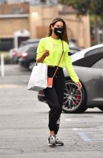 ALESSANDRA AMBROSIO Shopping at Brentwood Country Mart 09/12/2020
