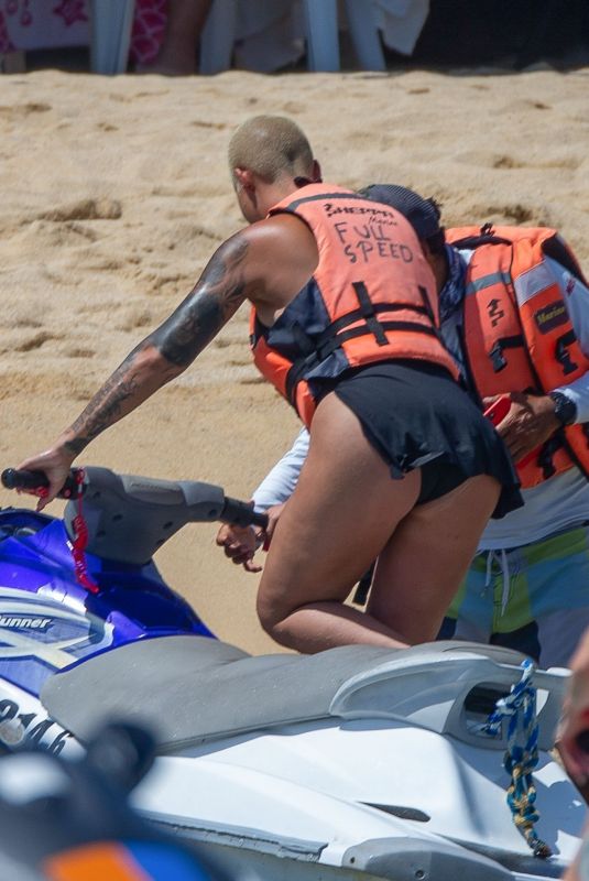 AMBER ROSE ona Jet Ski Ride in Cabo San Lucas 09/24/2020