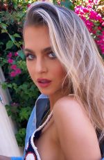 ANNE WINTERS - Instagram Photos 09/222/2020