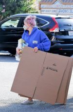 ARIEL WINTER Leaves UPS Store in Los Angeles 09/28/2020