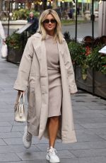 ASHLEY ROBERTS Leaves Heart Radio in London 09/25/2020