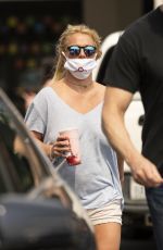 BRITNEY SPEARS Wearing a Mask Out in Calabasas 09/08/2020