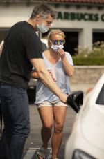 BRITNEY SPEARS Wearing a Mask Out in Calabasas 09/08/2020