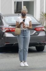 CAMERON DIAZ in Denim Out in Los Angeles 09/14/2020