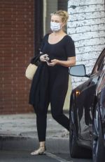 CAMERON DIAZ Leaves Her Physical Therapist in Beverly Hills 09/24/2020