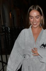 CHLOE ROSS Leaves her Hotel in London 09/07/2020