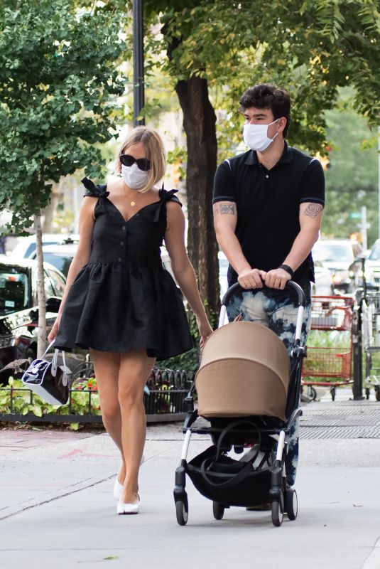 CHLOE SEVIGNY and Sinisa Mackovic Out in New York 09/13/2020