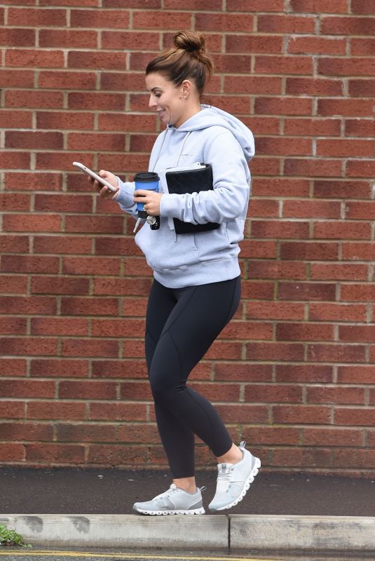 COLEEN ROONEY Out and About in Alderley Edge 09/03/2020