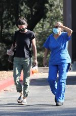 COURTENEY COX Leaves a Doctor