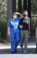 COURTENEY COX Leaves a Doctor