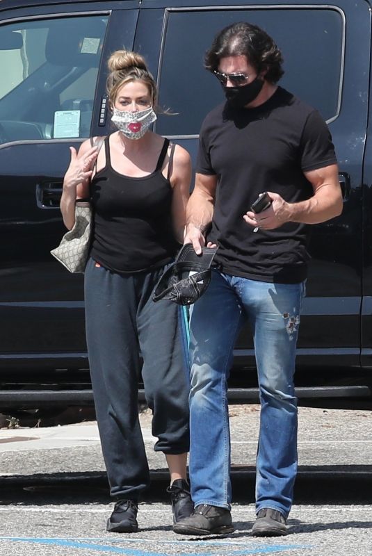 DENISE RICHARDS and Aaron Phypers Out in Malibu 09/23/2020