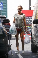 ELISABETTA CANALIS Shopping at Bistol Farms in Beverly Hills 09/04/2020