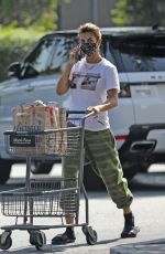 ELISABETTA CANALIS Shopping at Bristol Farms in West Hollywood 09/25/2020