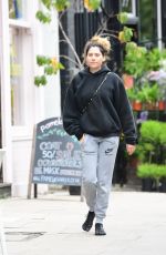 ELIZA DOOLITTLE Out and About in London 09/09/2020