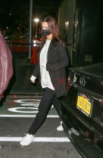 EMILY RATAJKOWSKI Out for Dinner with Friends in New York 09/15/2020