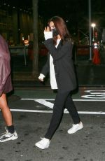 EMILY RATAJKOWSKI Out for Dinner with Friends in New York 09/15/2020
