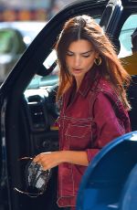 EMILY RATAJKOWSKI Out in Central Park in New York 09/12/2020