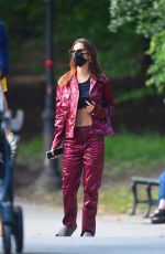 EMILY RATAJKOWSKI Out in Central Park in New York 09/12/2020