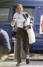 EMMA CORRIN Shopping at Farmers Market in London 09/21/2020