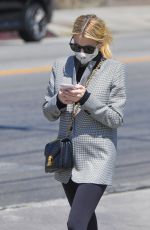 EMMA ROBERTS abd KRISTEN STEWART Out in Los Angeles 08/30/2020