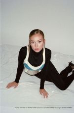 ESTER EXPOSITO in Elle Magazine, Mexico September 2020