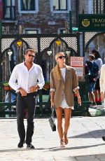 FRIDA AASEN and Tommy Chiabra Out in Venice 09/01/2020