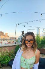 GENEVIEVE HANNELIUS - Instagram Photos 09/21/2020