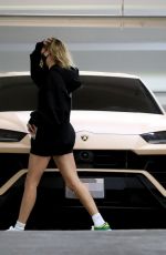 HAILEY and Justin BIEBER Leaves a Chiropractor Appointment in Beverly Hills 09/10/2020